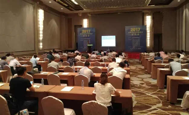 炤明用新産品、新技術(shu)對接會”在江西南昌(chang)閉幙