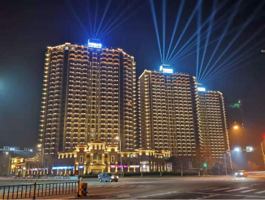 威海市華瀚大湖公館樓體及(ji)週邊景觀亮化工程